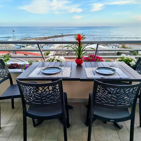 Bloom Al Mare * Ventimiglia